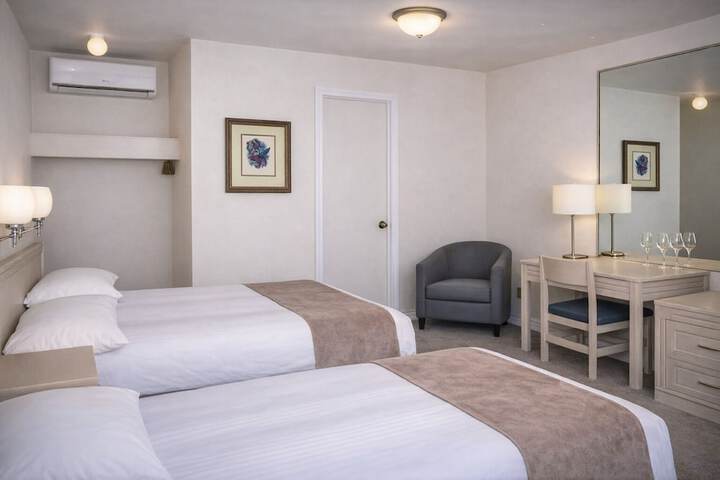 Room 17 of 50