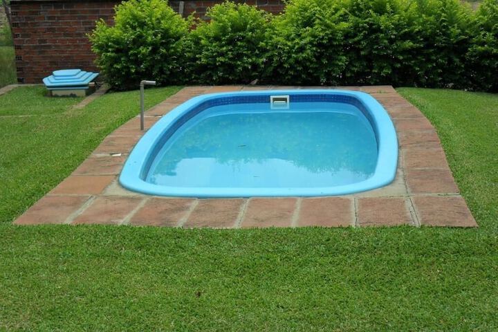 Pool 22 of 35