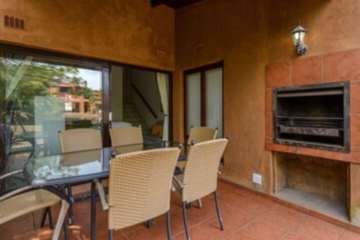 Terrace/Patio 15 of 16