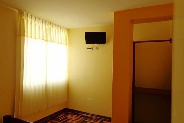 Room 18 of 30