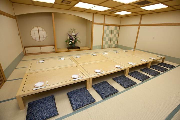 Room 17 of 29
