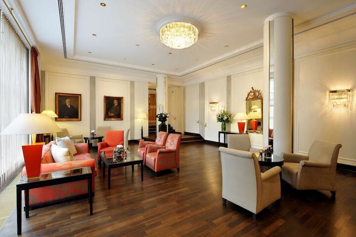 Lobby Entry
