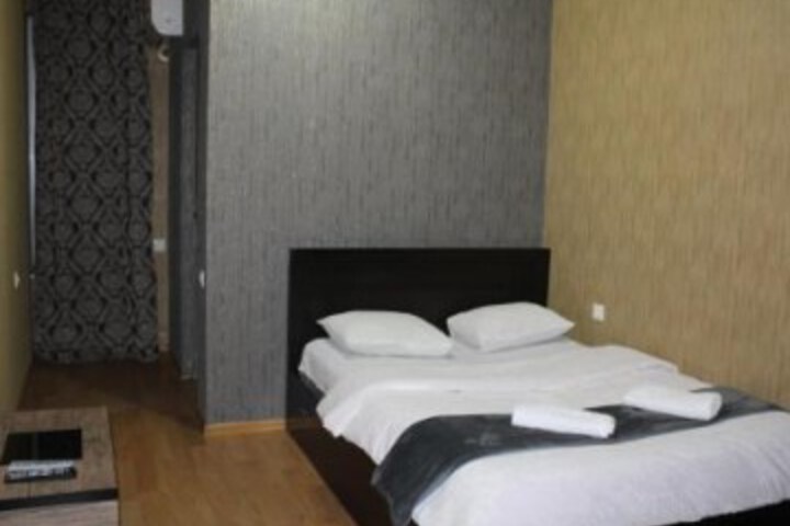 Room 17 of 32