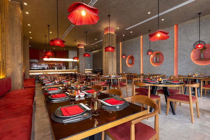 Dining 139 of 180