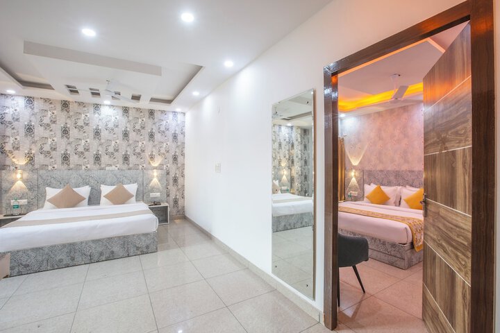 Room 15 of 22
