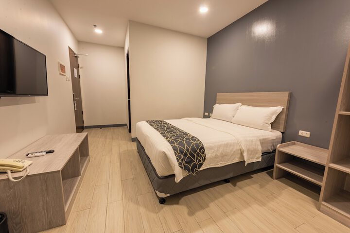 Room 7 of 30
