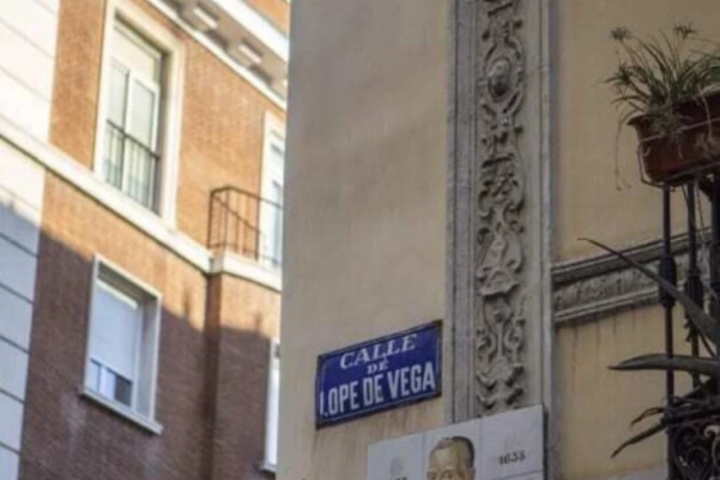 Charming & Modern 2bed in Madrids City Center