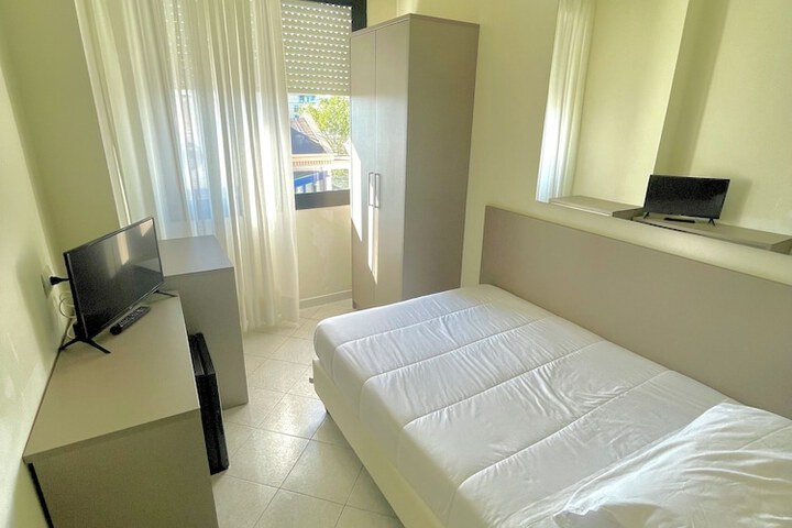 Room 21 of 67