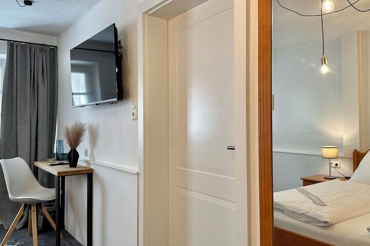 Room 43 of 109