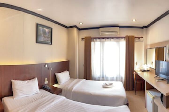 Room 17 of 73