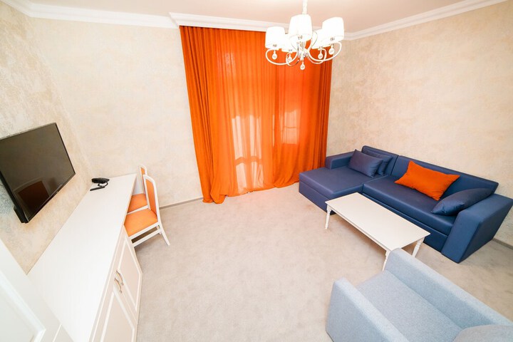 Room 6 of 29