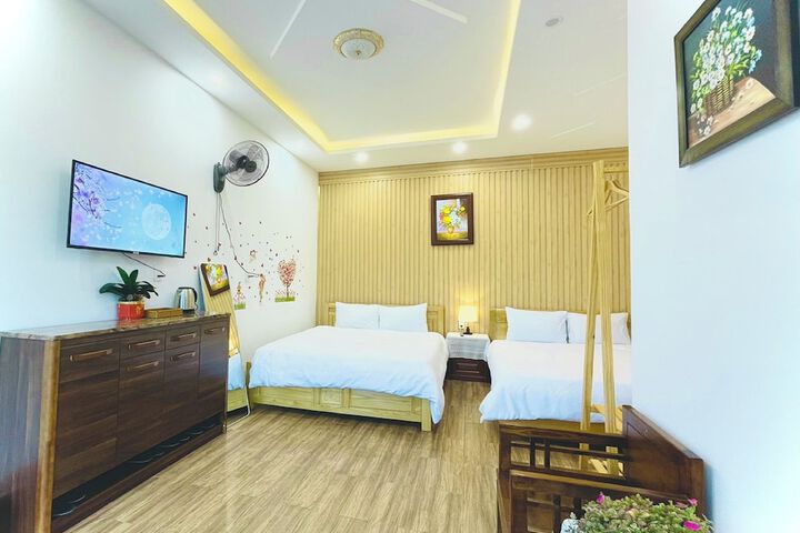 Room 4 of 146
