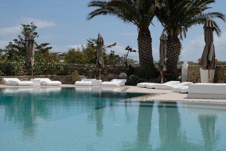 Pool 93 of 145
