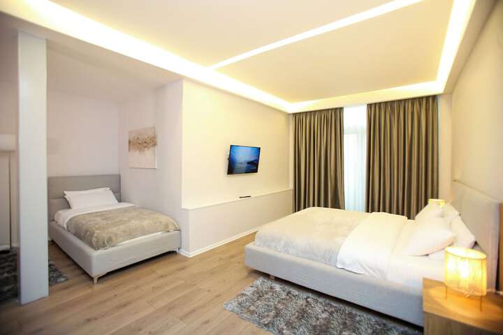 Room 18 of 47