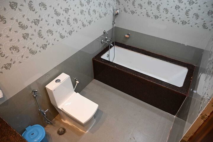 Room 36 of 48