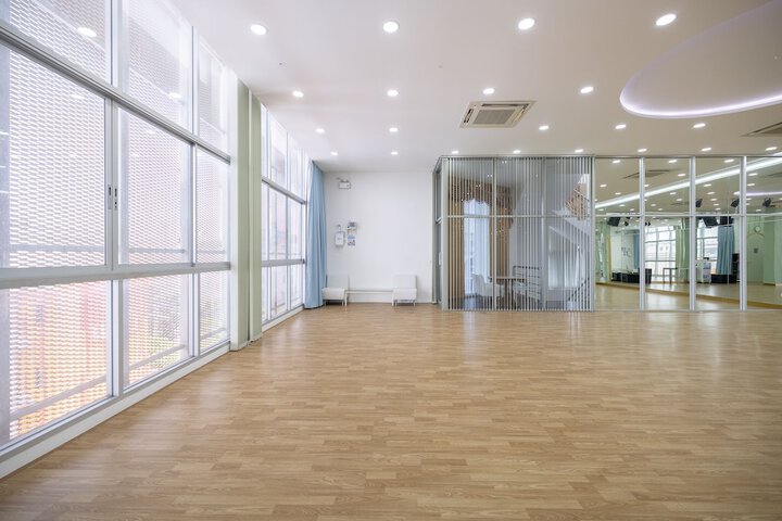 Ballroom/Hall 145 of 159