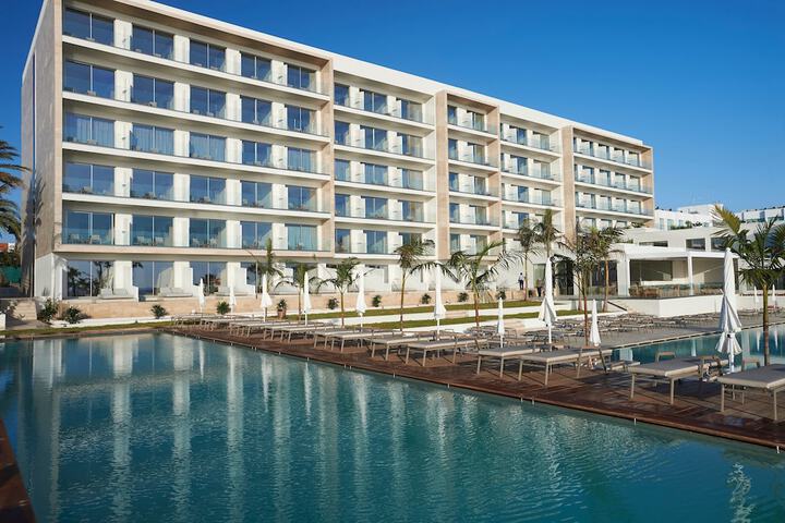Hotel 41 of 44