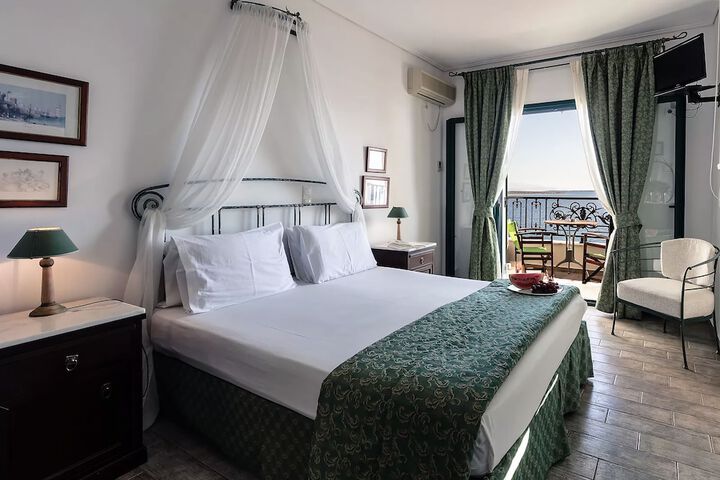 Room 32 of 57