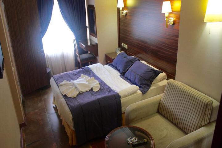 HOTEL IMGA