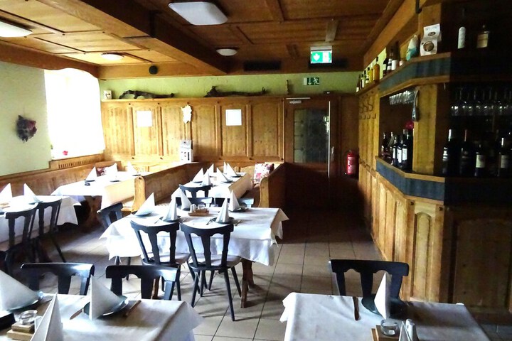 Dining 350 of 442