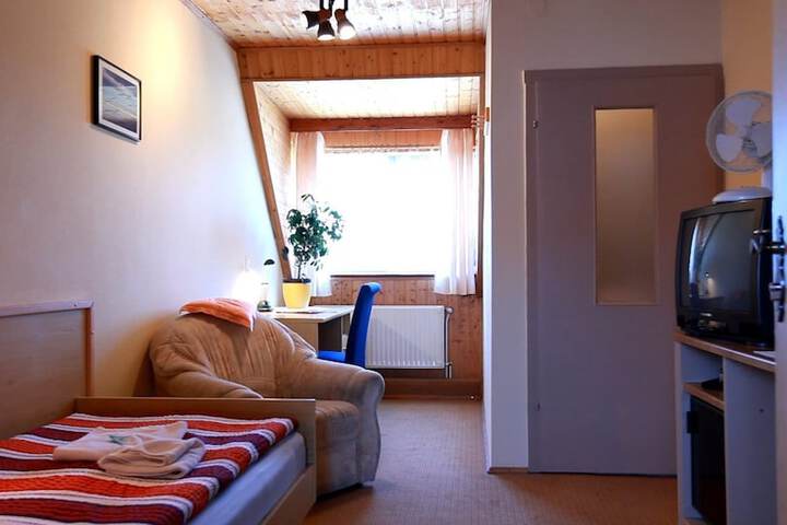 Room 11 of 55
