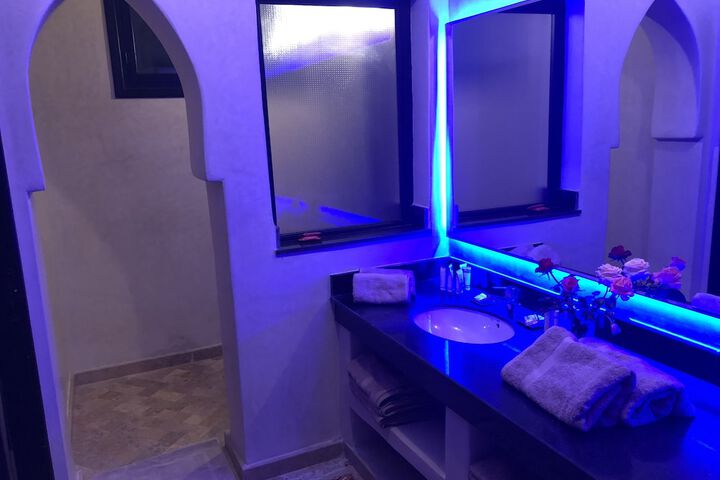 Room 19 of 60
