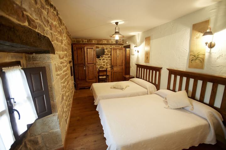 Room 3 of 67