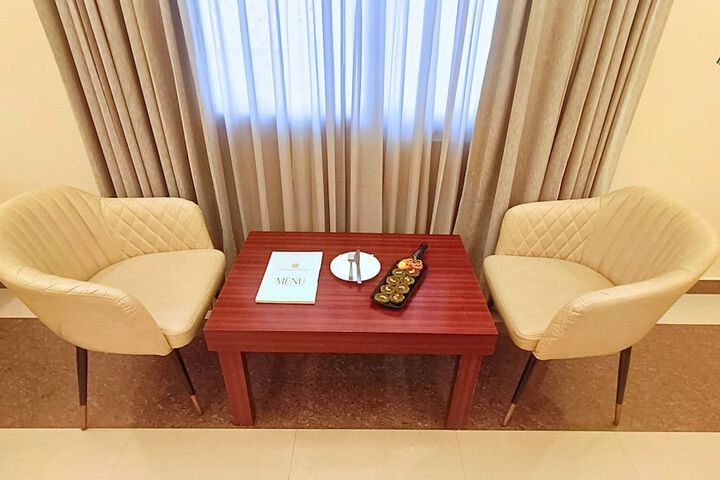Room 44 of 95