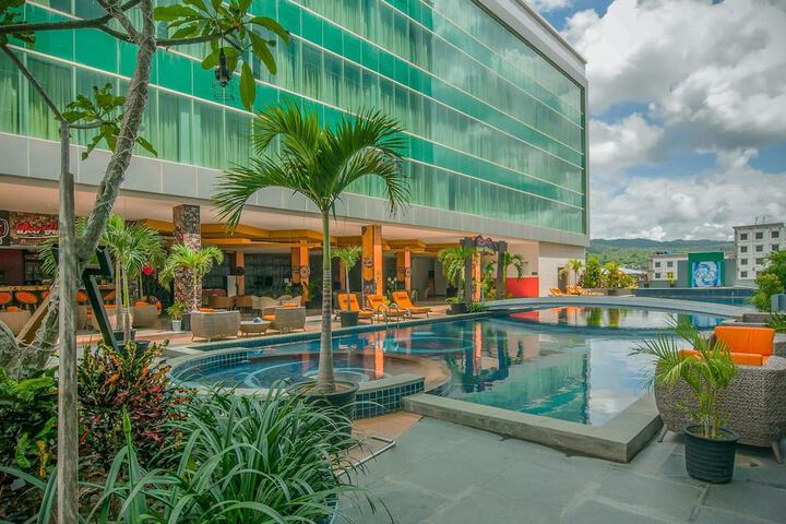 Pool 50 of 72