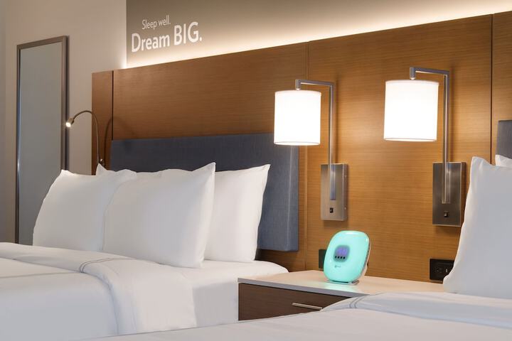 Standard | King Bed (6 of 28)