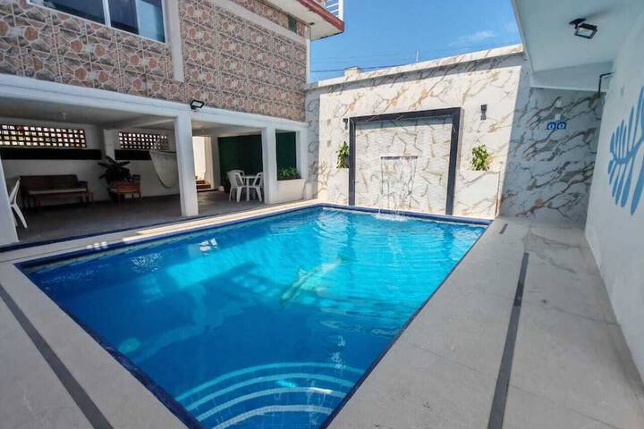 Pool 19 of 24