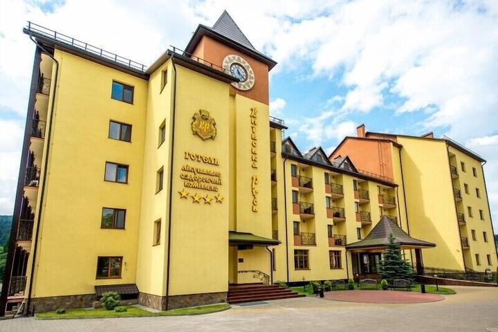 Kyivskaya Russ Resort in Skhidnytsia