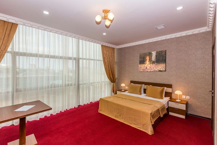 Room 9 of 62