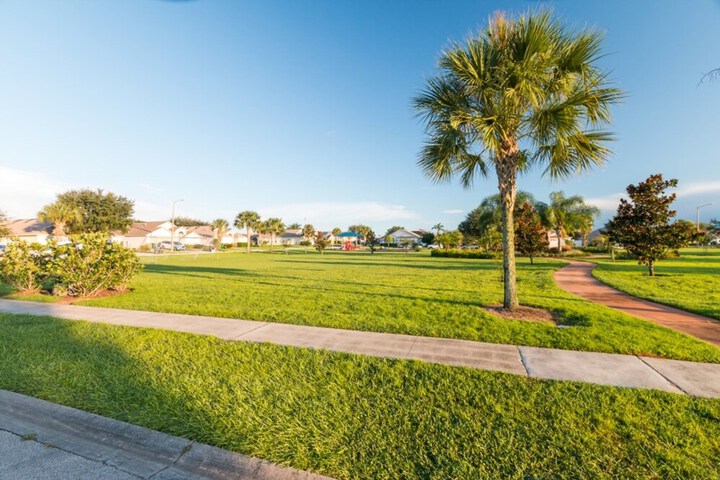 Property Grounds 20 of 24