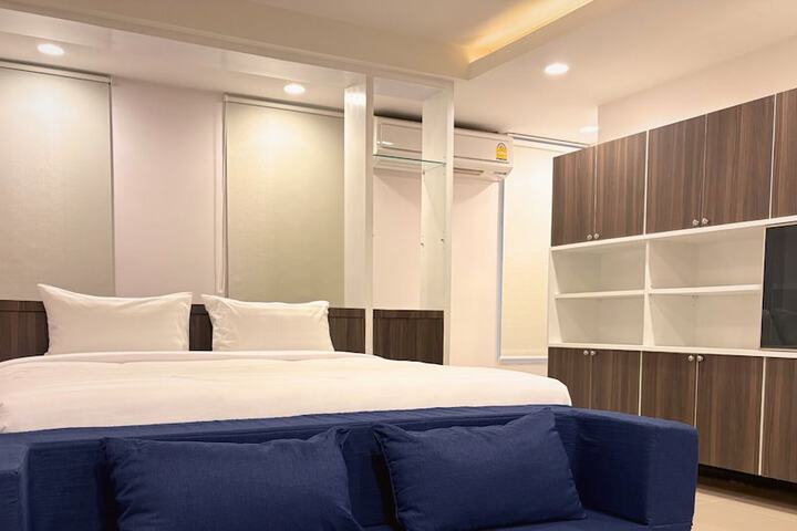 Room 45 of 78