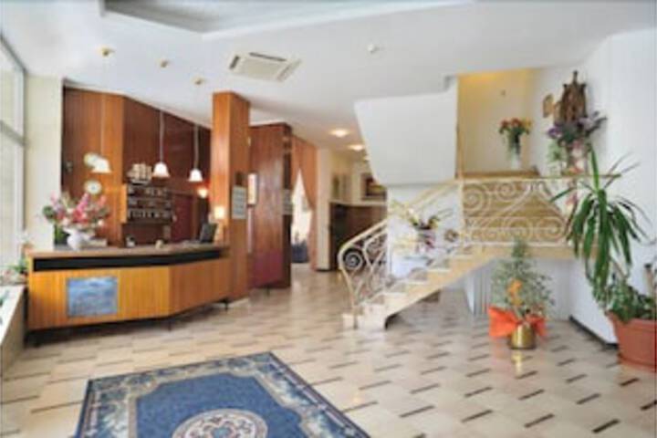 Guest Lobby