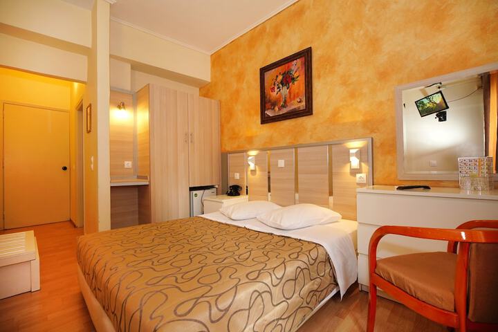Room 95 of 100