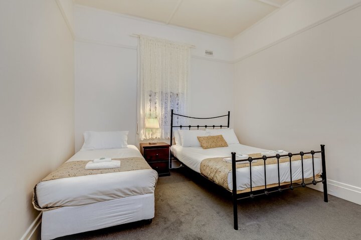 Room 4 of 56