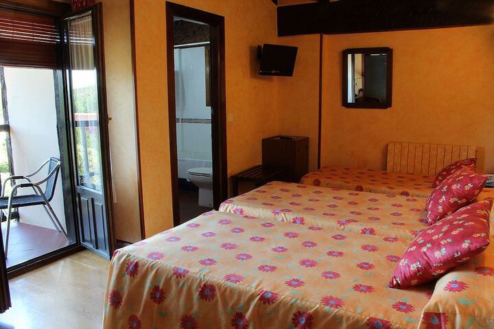 Room 10 of 51