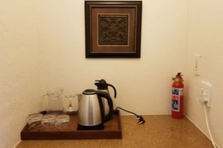 Room 18 of 31