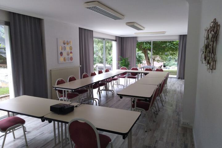 Meeting 52 of 60