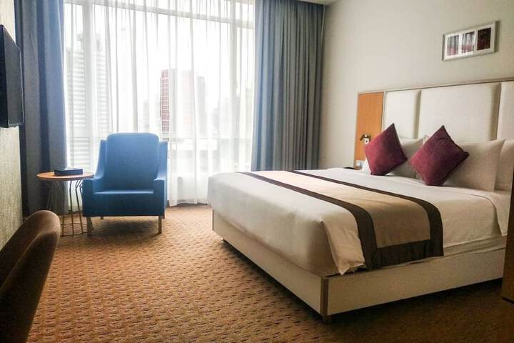 Room 21 of 49