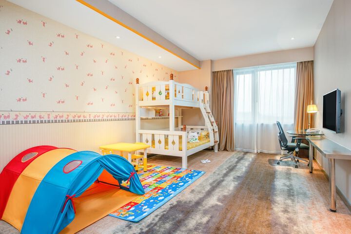 Room 7 of 64