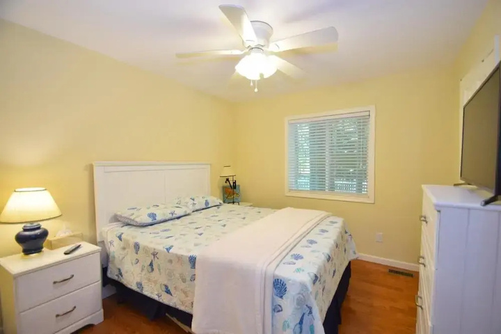 Photo of Ocean Pines-moonraker Road 54 3 Bedroom Home by RedAwning