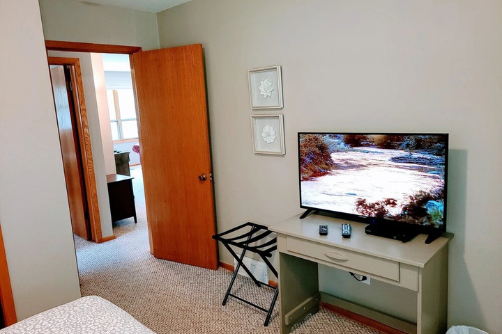 Room 2 of 14