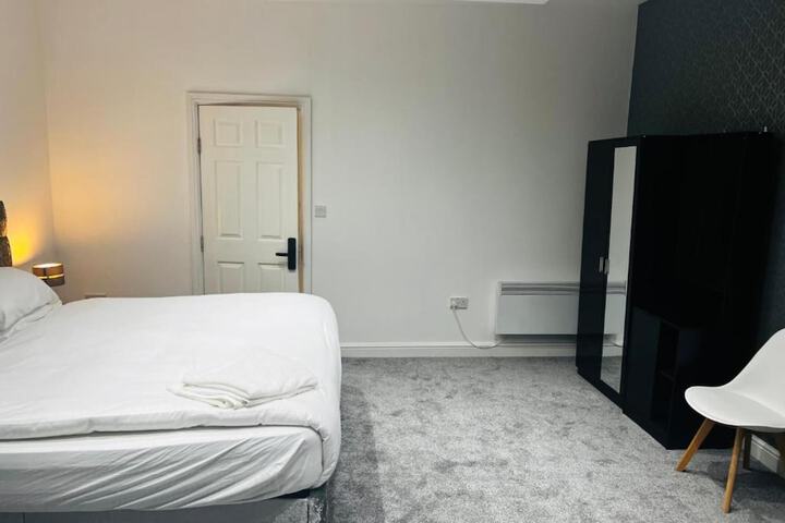 Room 3 of 22