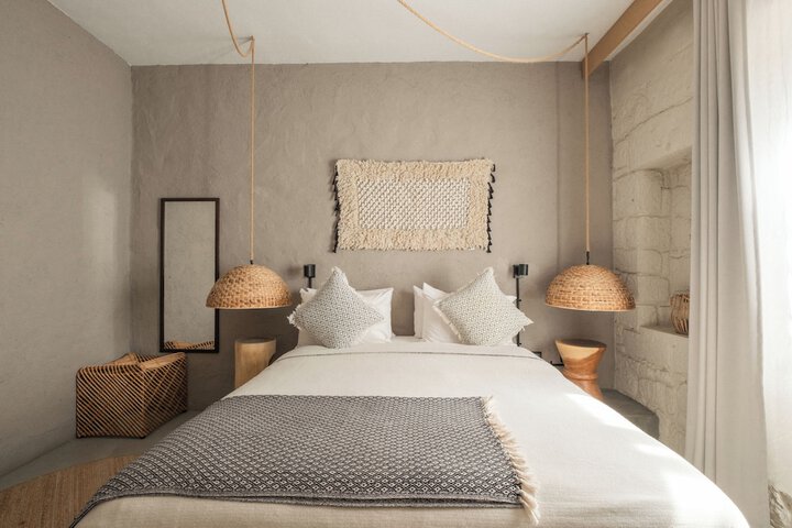 Room 26 of 53