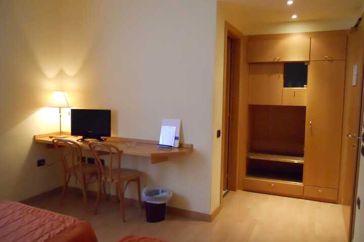 Room 18 of 55