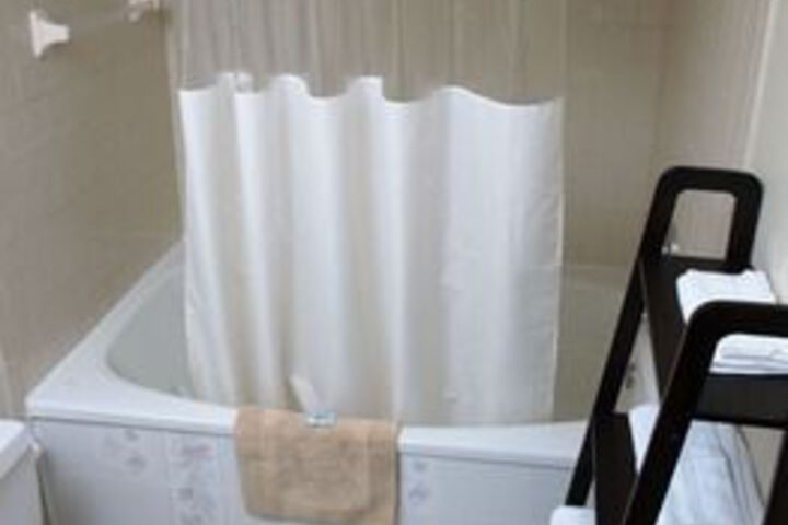 Room 10 of 92