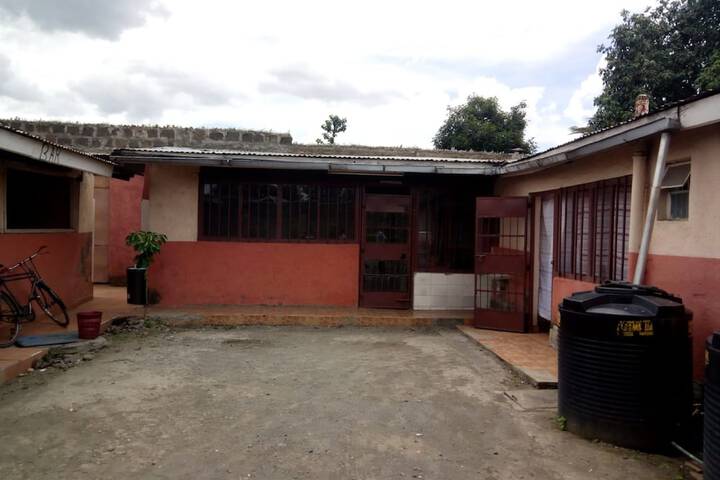 Queens Village Hotel